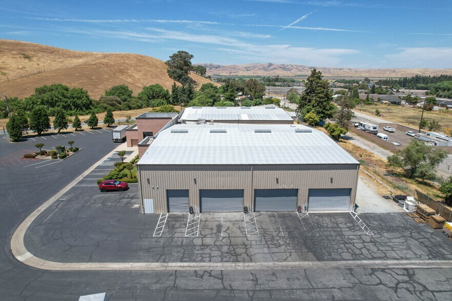 800 Salinas Rd, San Juan Bautista, CA à louer - Photo de l’immeuble – Image 2 sur 39
