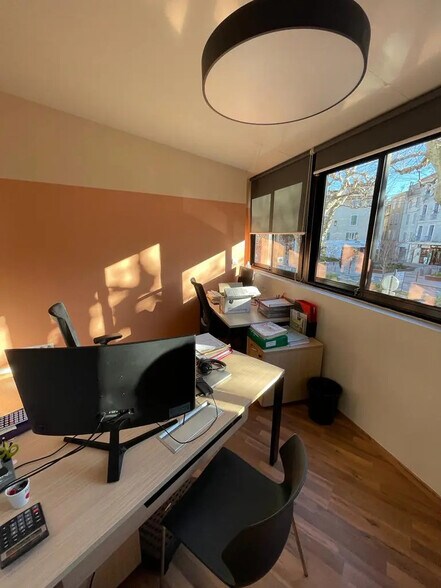 6 Cours Barthelemy, Aubagne à vendre - Photo de l’immeuble – Image 2 sur 8