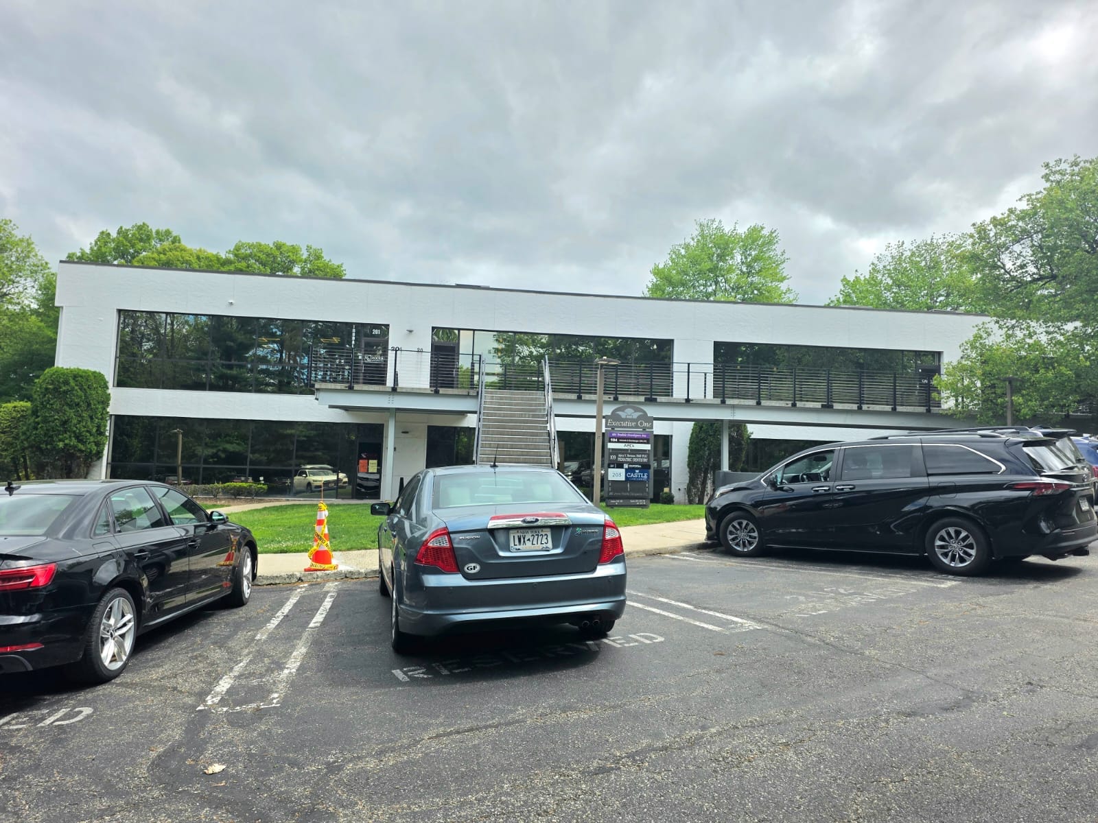 1 Executive Blvd, Suffern, NY à louer Photo intérieure– Image 1 sur 25
