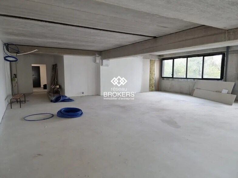 Bureau dans Montpellier à vendre - Photo de l’immeuble – Image 2 sur 11