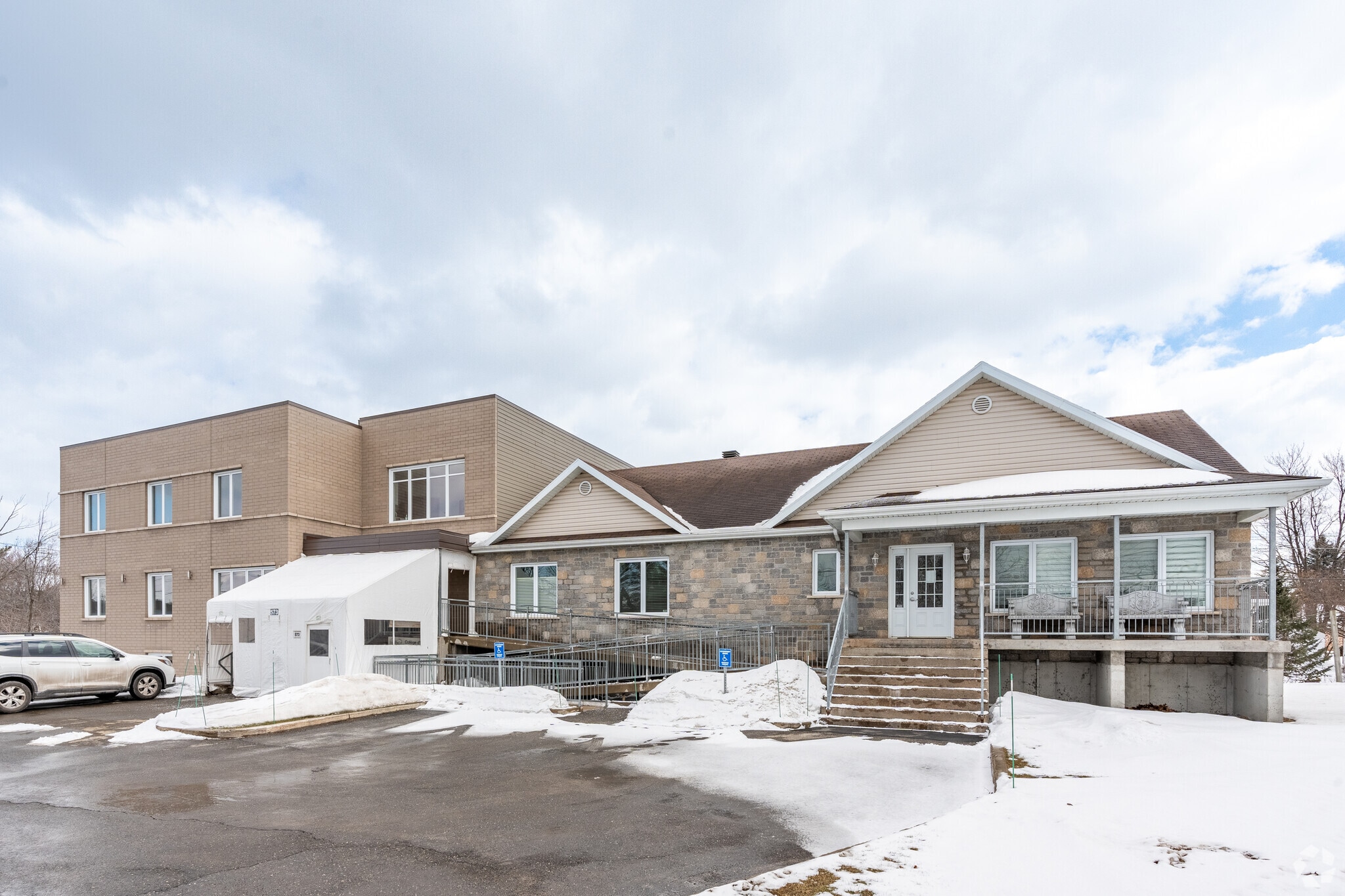 573 Rue De Bernières, Lévis, QC à louer Photo principale– Image 1 sur 4