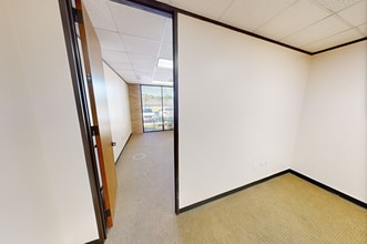 8554 Katy Fwy, Houston, TX à louer Numérisation 3D Matterport– Image 1 sur 1