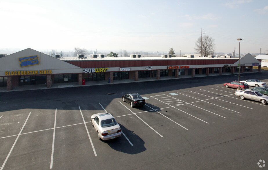 830-856 W Main St, New Holland, PA à louer - Photo principale – Image 1 sur 34