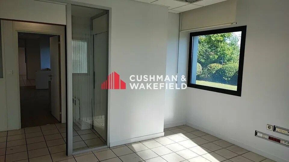 Bureau dans Toulouse à louer - Photo de l’immeuble – Image 3 sur 8
