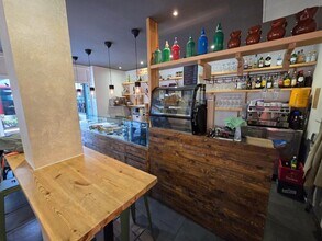 Local commercial dans Barcelone, Barcelona à louer Photo intérieure– Image 2 sur 22