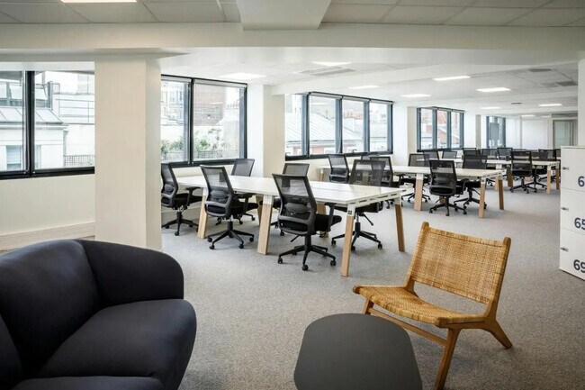 Plus de détails pour Bureau à louer