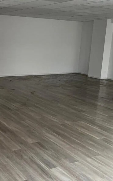 Local commercial dans Saint-Tropez à vendre - Photo de l’immeuble – Image 2 sur 4