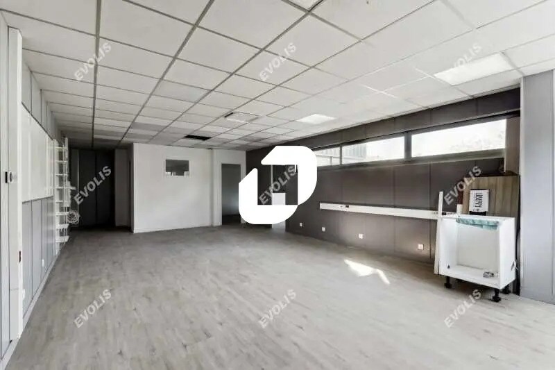 Bureau dans Gentilly à louer - Photo de l’immeuble – Image 1 sur 9