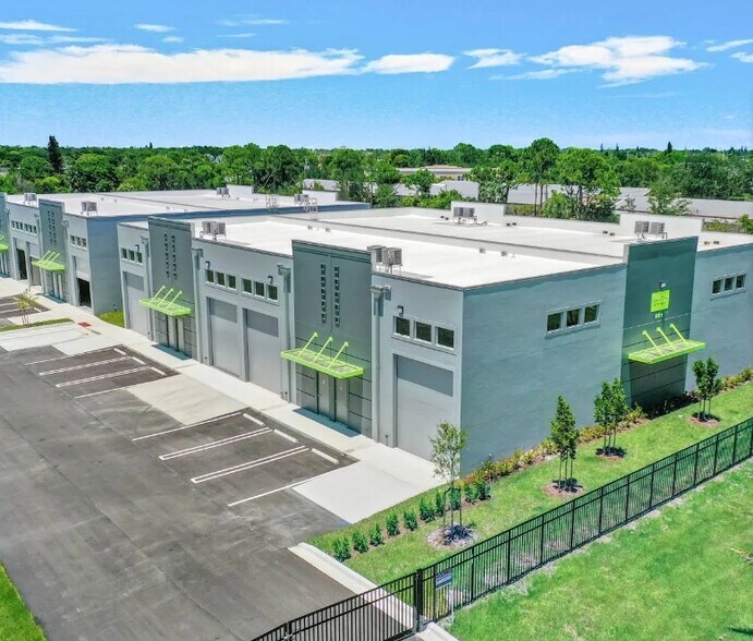 6509 St Lucie Blvd, Fort Pierce, FL à louer - Photo principale – Image 1 sur 46