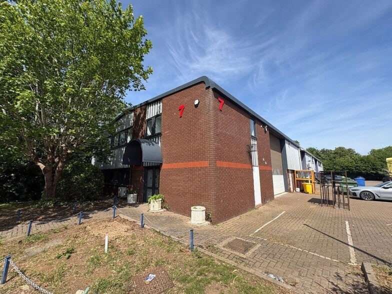7 Wedgwood Rd, Bicester à louer - Photo de l’immeuble – Image 2 sur 7