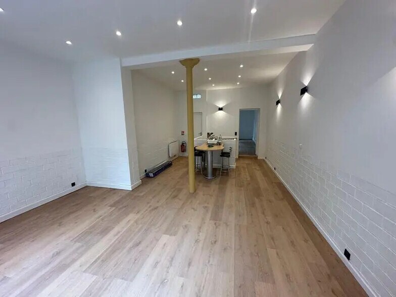 Local commercial dans Levallois-Perret à vendre - Photo intérieure – Image 1 sur 8