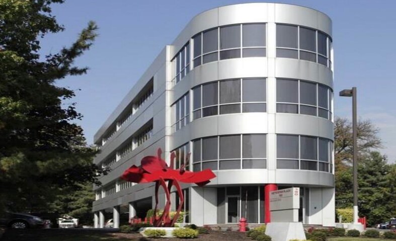 190 Middlesex Tpke, Iselin, NJ à louer Photo de l’immeuble– Image 1 sur 4