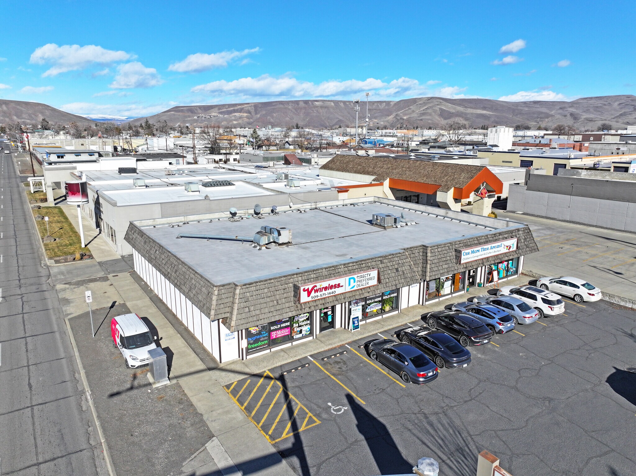 421-423 W Yakima Ave, Yakima, WA à vendre Photo principale– Image 1 sur 15