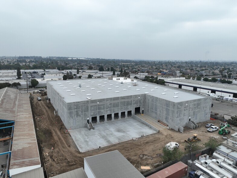 18001 Main St, Carson, CA à louer - Photo de l’immeuble – Image 3 sur 16