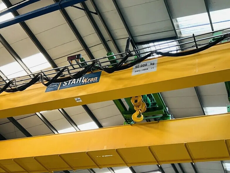 Local d'activités dans Tancarville à vendre - Photo de la construction – Image 3 sur 6