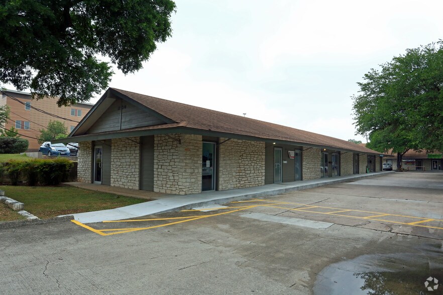 1806 W Stassney Ln, Austin, TX à louer - Photo principale – Image 1 sur 18