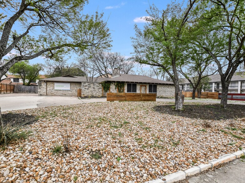 1610 Wheless Ln, Austin, TX à louer - Photo de l’immeuble – Image 1 sur 18