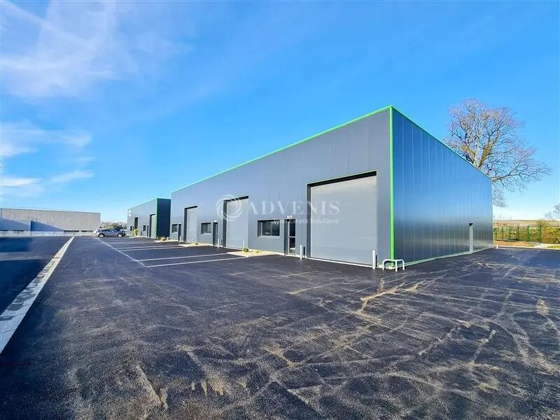 Local d'activités dans Pédernec à vendre Photo de l’immeuble– Image 1 sur 7