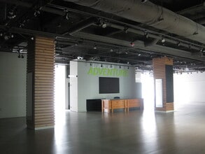 700-850 SW Fifth Ave, Portland, OR à louer Photo intérieure– Image 1 sur 1