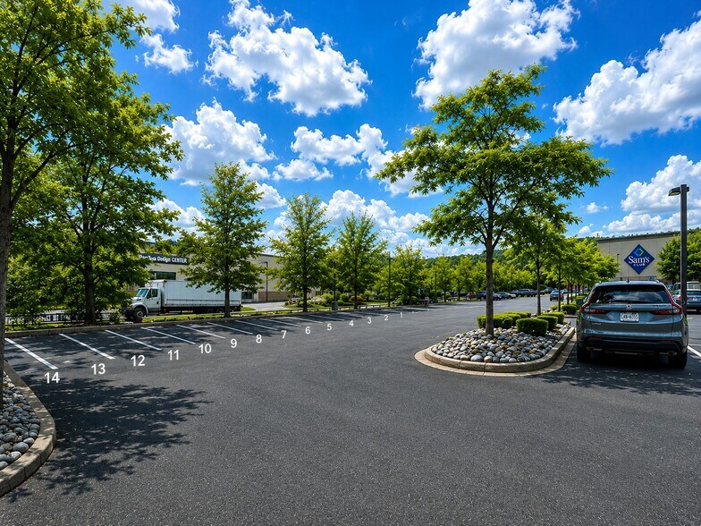 331 Saw Mill River Rd, Elmsford, NY à louer - Photo de l’immeuble – Image 3 sur 5
