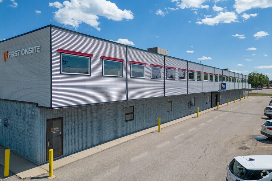 3016 21st St NE, Calgary, AB à vendre - Photo de l’immeuble – Image 2 sur 18