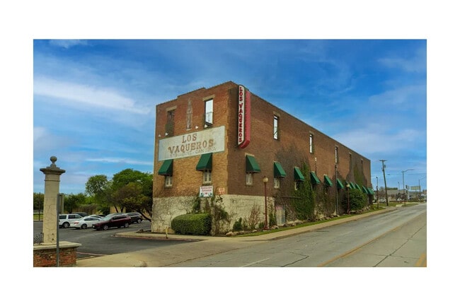 Plus de détails pour 2629 N Main St, Fort Worth, TX - Local commercial à vendre