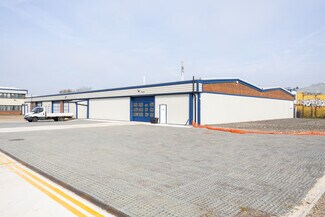 Plus de détails pour Fircroft Way, Edenbridge - Industriel/Logistique à louer