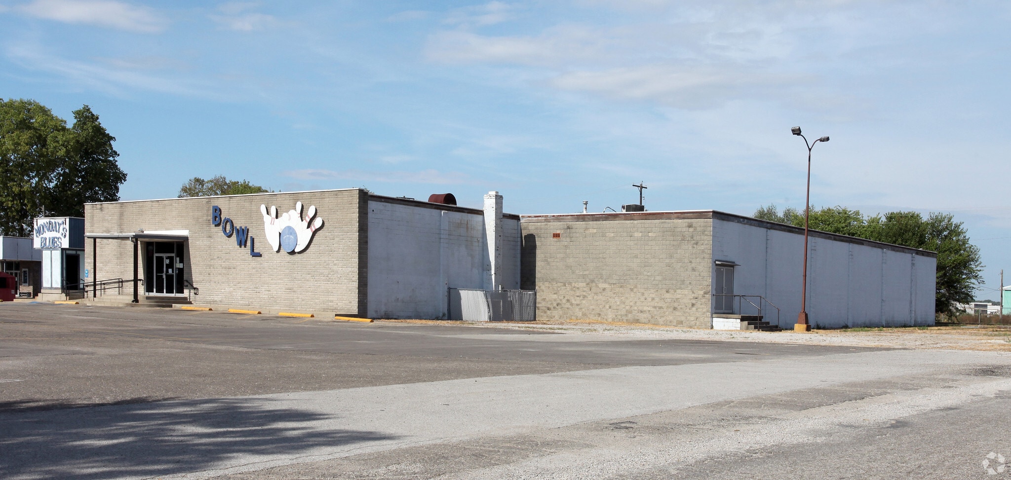 1910 Morton Ave, Martinsville, IN à vendre Photo principale– Image 1 sur 12