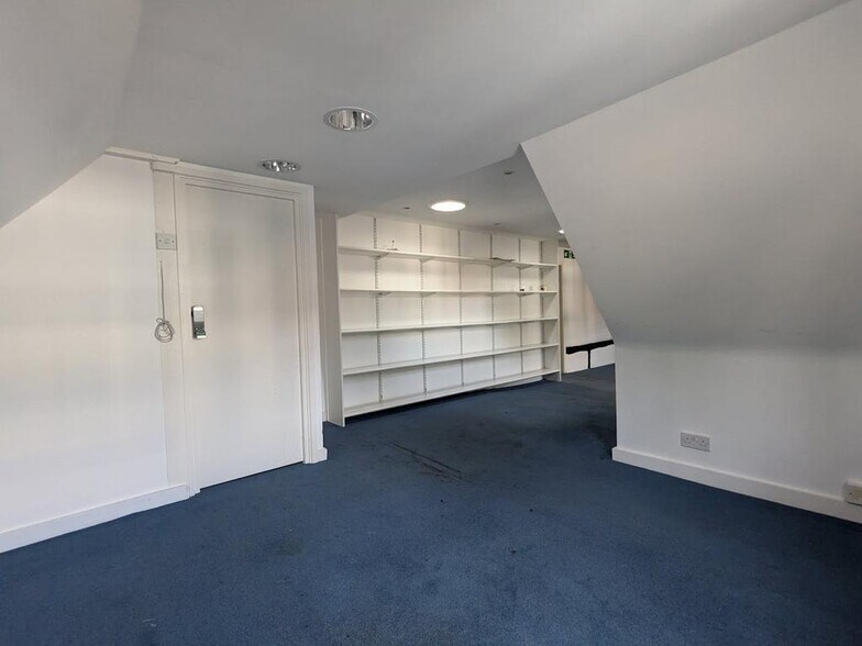 5-6 Millmead, Guildford à vendre - Photo de l’immeuble – Image 3 sur 5
