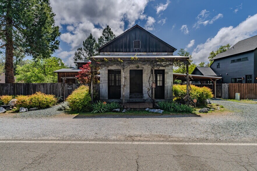 21376 Consolation St, Volcano, CA à vendre - Photo de l’immeuble – Image 1 sur 115
