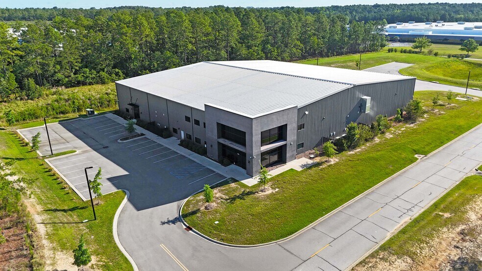 1061 Technology Dr, West Columbia, SC à louer - Photo de l’immeuble – Image 1 sur 15