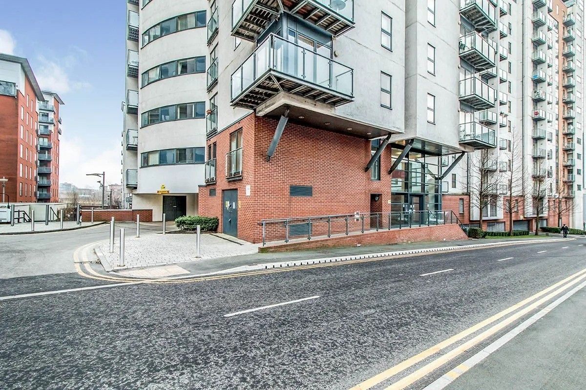 1 Fernie Street, Manchester à louer Photo principale– Image 1 sur 2