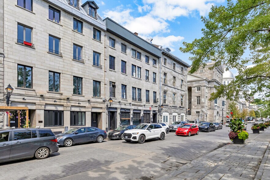 269 Rue de la Commune E, Montréal, QC à louer - Photo de l’immeuble – Image 2 sur 3