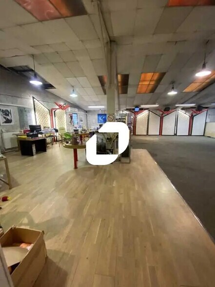 Bureau dans Romainville à louer - Photo de l’immeuble – Image 3 sur 11