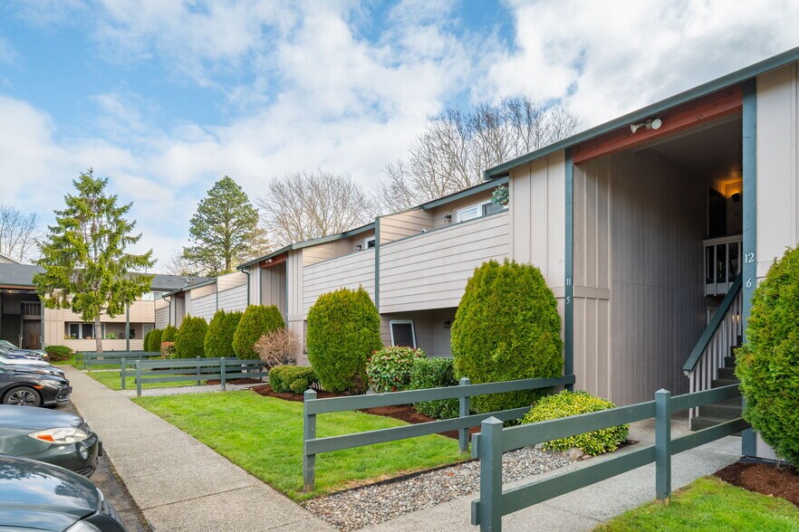 1717 Texas St, Bellingham, WA à vendre - Photo de l’immeuble – Image 3 sur 6