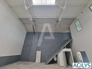 Plus de détails pour Industriel/Logistique à louer