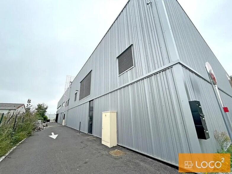 2 Rue Émile Dewoitine, Cornebarrieu à louer - Photo de l’immeuble – Image 3 sur 6