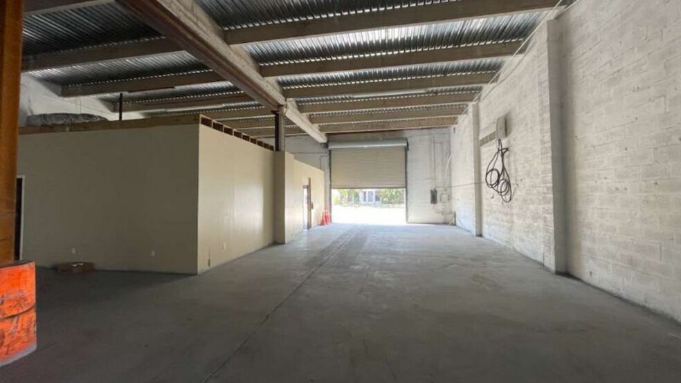 1610-1614 S Dixie Hwy, Pompano Beach, FL à louer - Photo de l’immeuble – Image 3 sur 6
