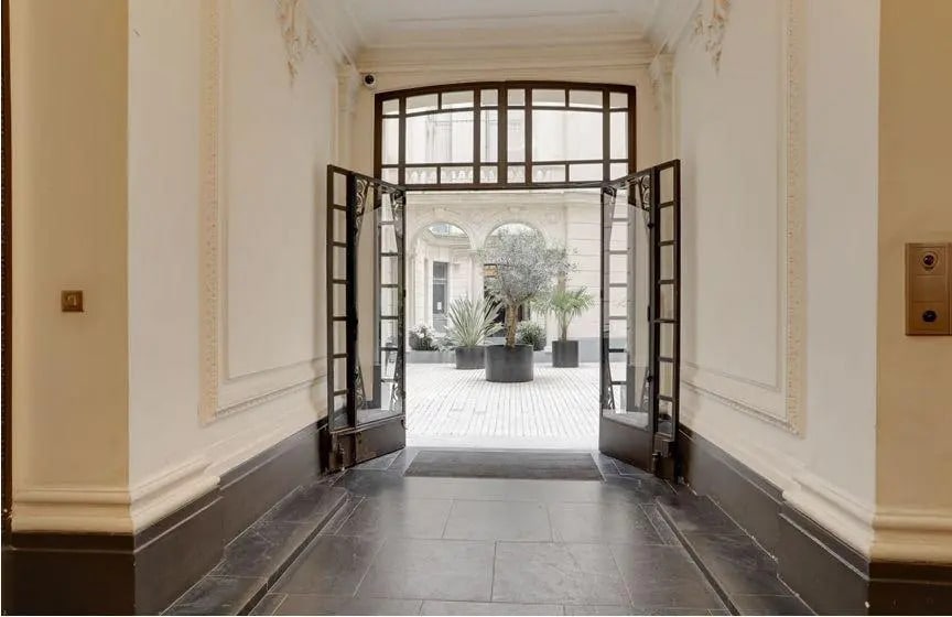 65 Rue D'Anjou, Paris à louer - Hall d’entrée – Image 3 sur 5