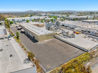 Plus de détails pour 7455-7465 Carroll Rd, San Diego, CA - Industriel/Logistique à louer