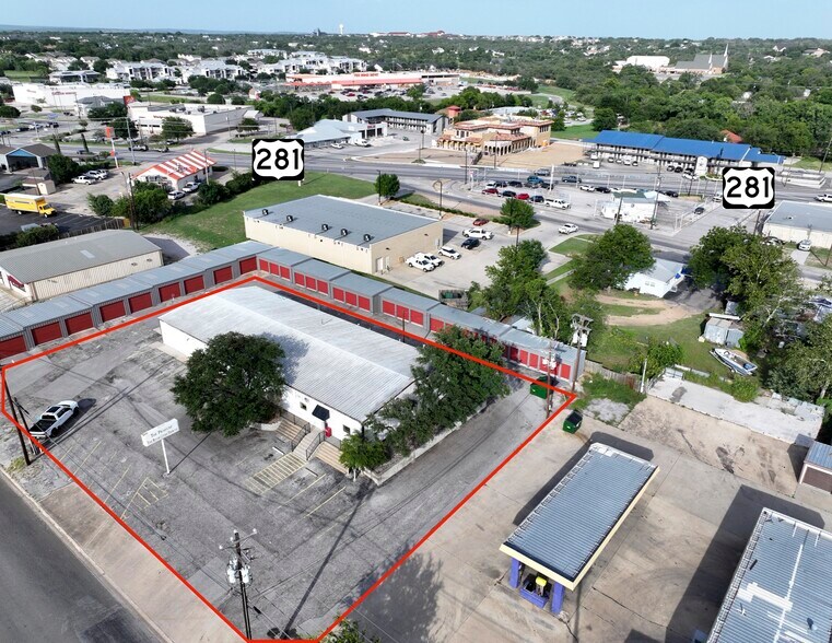 1007 Avenue K, Marble Falls, TX à louer - Photo de l’immeuble – Image 2 sur 3