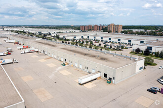 3600A Laird Rd, Mississauga, ON - VUE AÉRIENNE  vue de carte - Image1