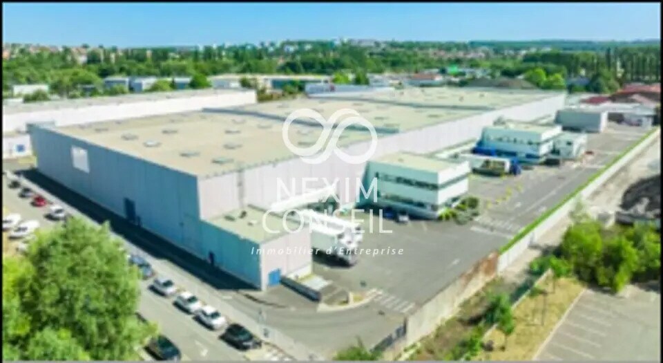 Industriel/Logistique dans Bonneuil-sur-Marne à louer - Photo de l’immeuble – Image 2 sur 5