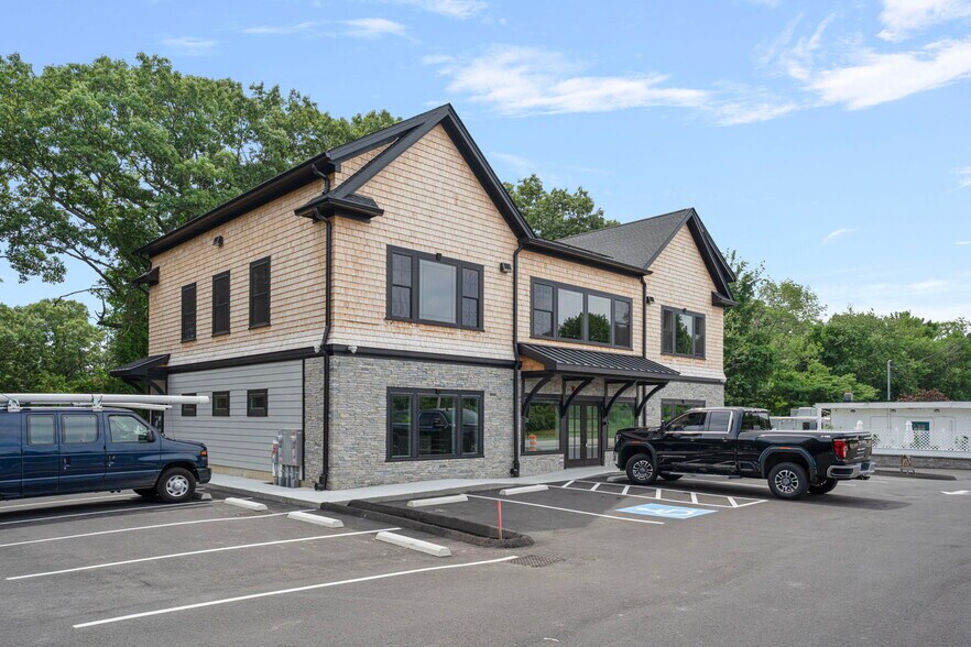 2900 County Trl, East Greenwich, RI à louer - Photo de l’immeuble – Image 2 sur 4