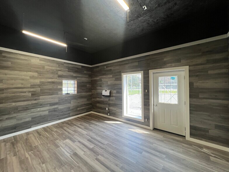 533 Pefferlaw Rd, Georgina, ON à vendre - Photo intérieure – Image 2 sur 8