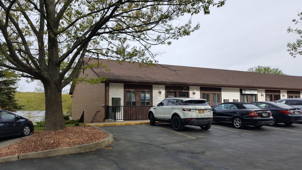 505 State Route 208, Monroe, NY à louer - Photo de l’immeuble – Image 2 sur 12