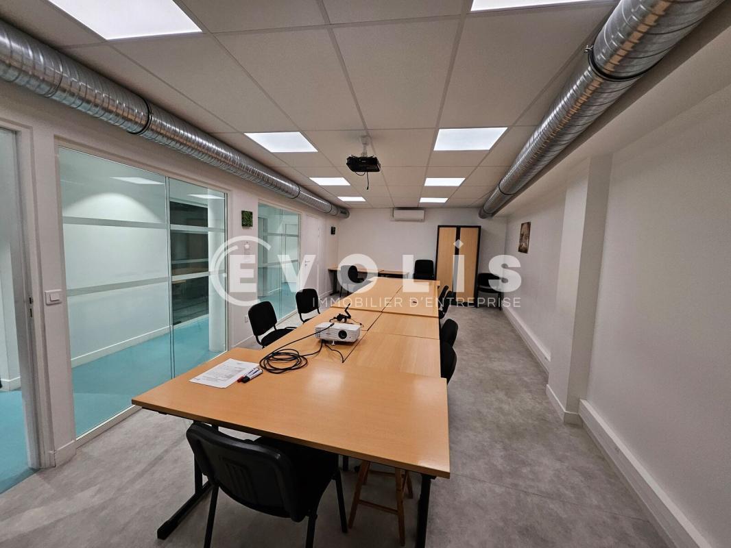 Bureau dans Montrouge à louer Photo intérieure– Image 1 sur 11