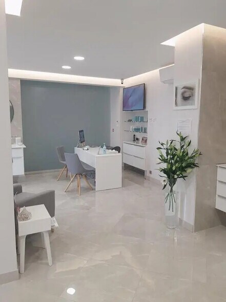 Local commercial dans Rennes à louer - Photo intérieure – Image 2 sur 4