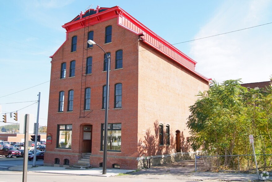 160 N Main St, Mansfield, OH à vendre - Photo de l’immeuble – Image 2 sur 52