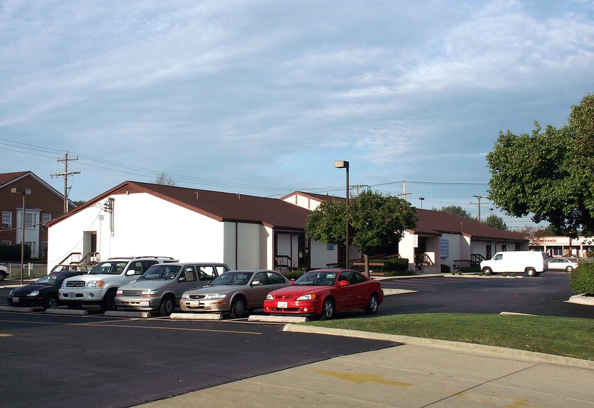 5770 Karl Rd, Columbus, OH à vendre - Photo de l’immeuble – Image 2 sur 47
